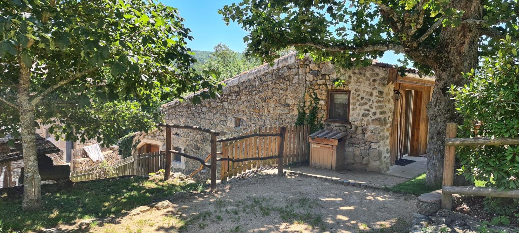 Gites Domaine De Silhac Ardeche Eksteriør bilde